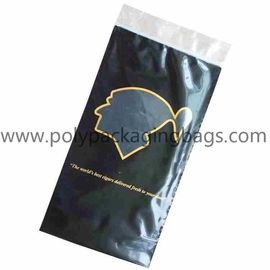 Cigar moisturizing and fresh-keeping packaging plastic bag with built-in moisturizing sponge