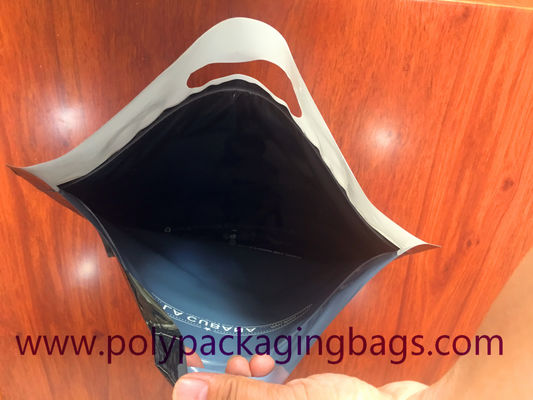 Large-capacity cigar moisturizing bag with 10-20 cigars